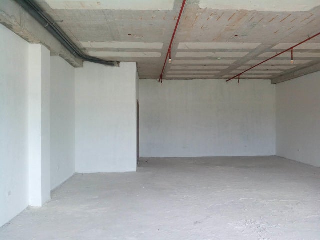 Commercial Property - Local Comercial en Av Omar Torrijos